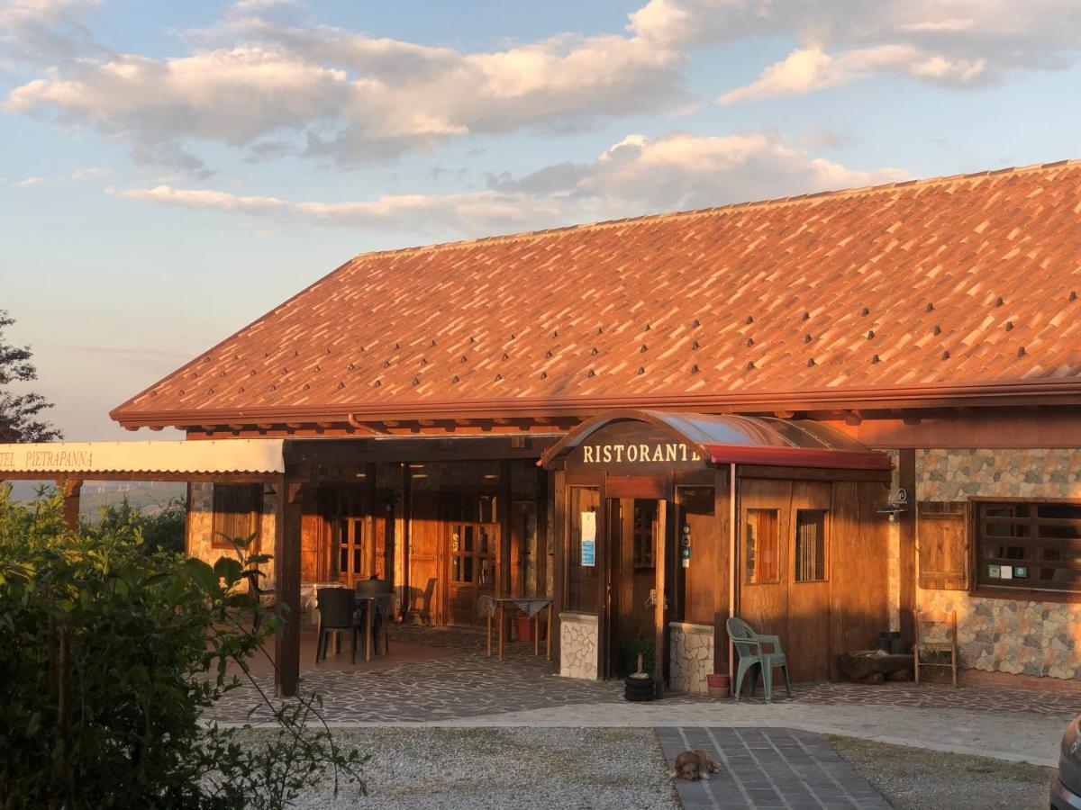 Hotel Pietrapanna Calvello Екстер'єр фото
