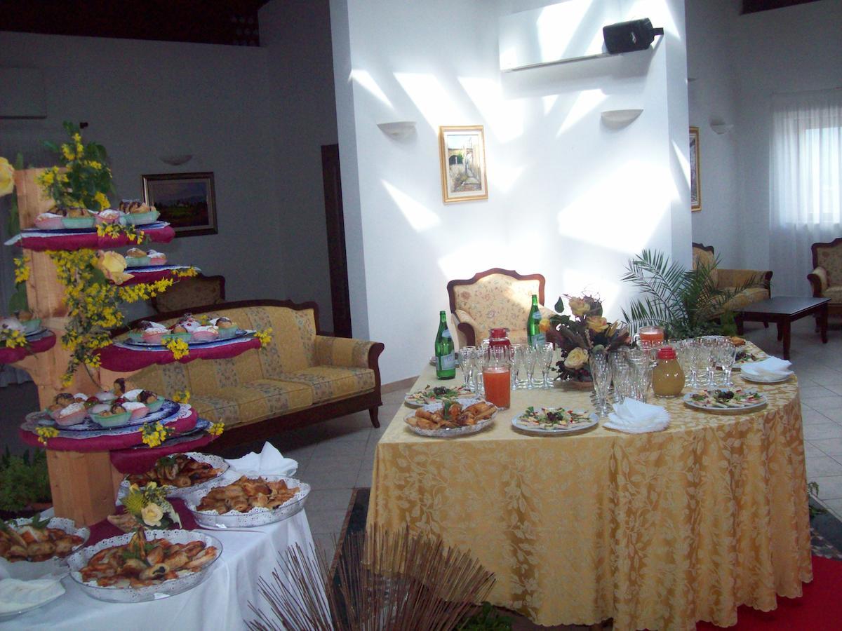 Hotel Pietrapanna Calvello Екстер'єр фото
