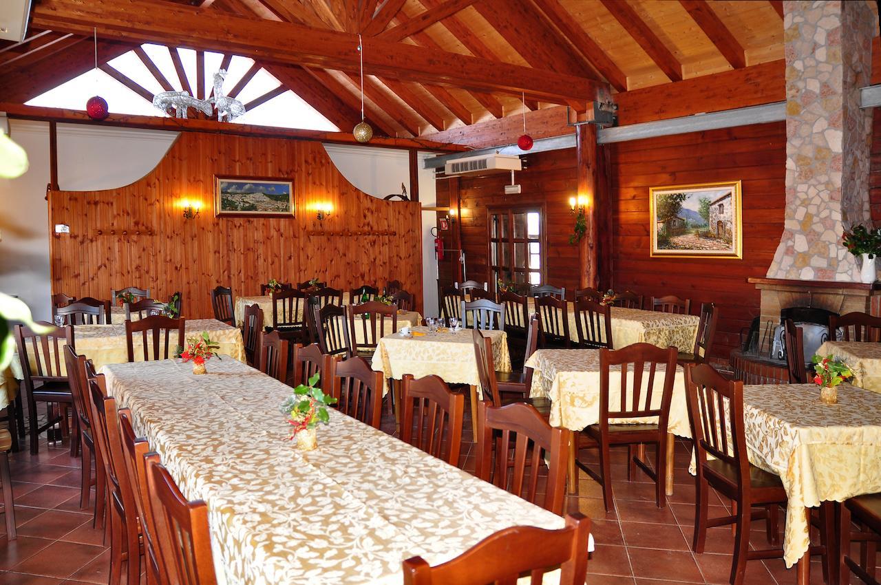 Hotel Pietrapanna Calvello Екстер'єр фото