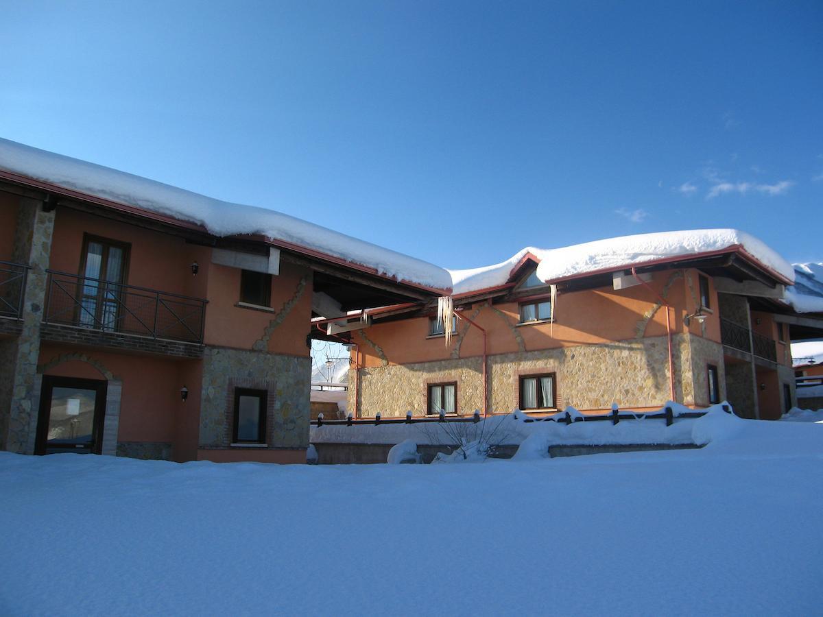 Hotel Pietrapanna Calvello Екстер'єр фото