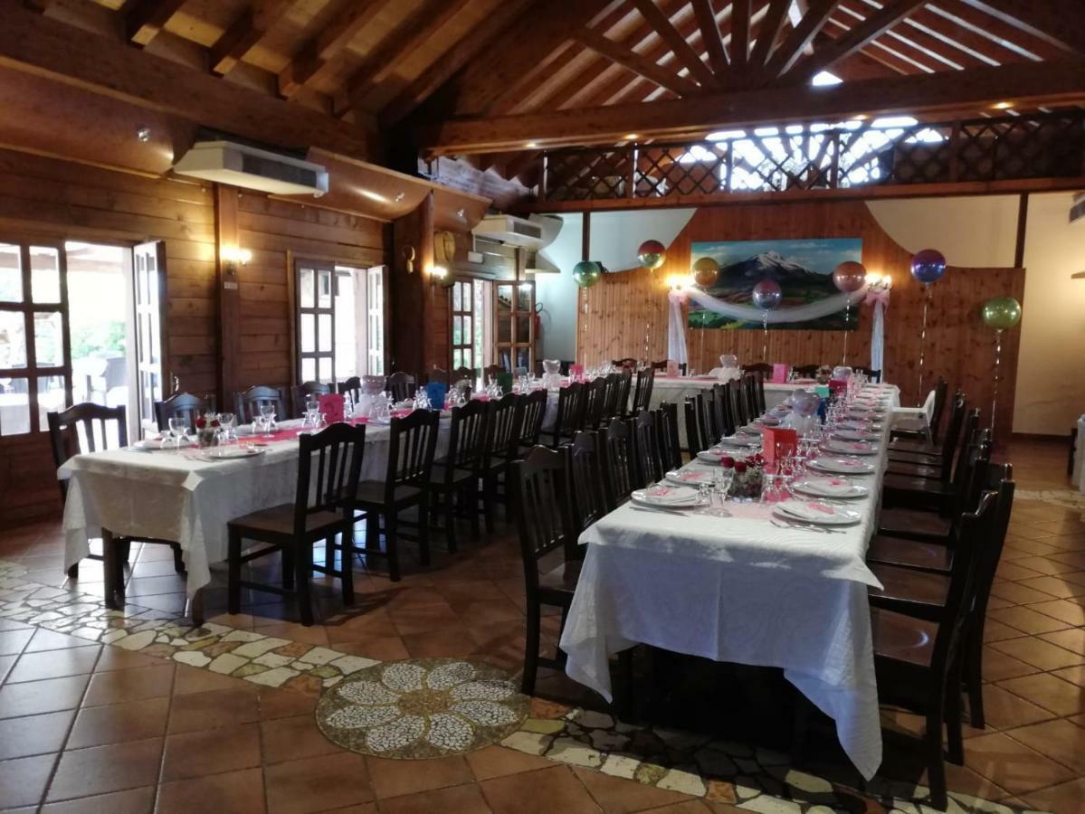Hotel Pietrapanna Calvello Екстер'єр фото